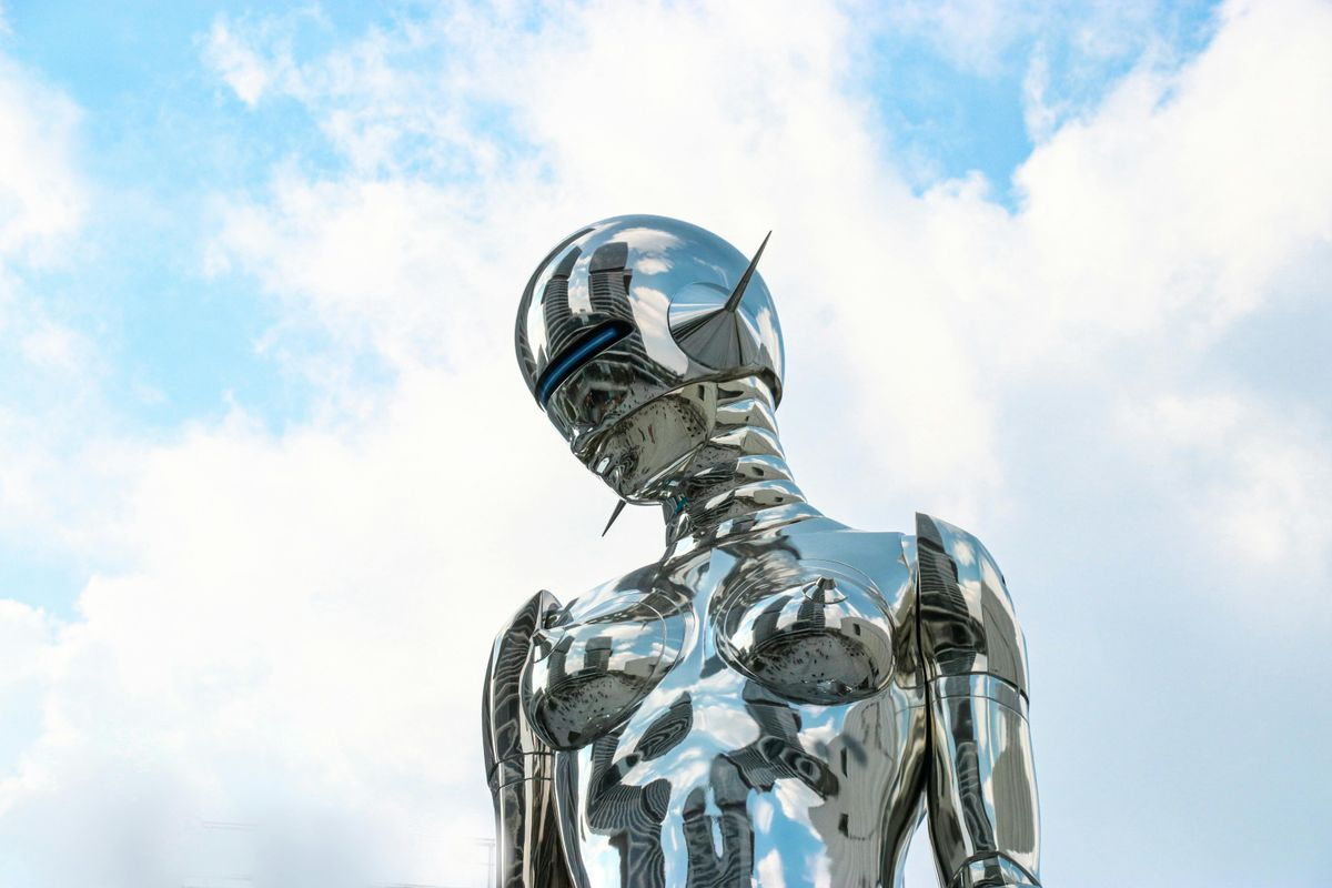 Retail's End, AI's Ascendance: Your Algo's Edge in a Shifting Market future
