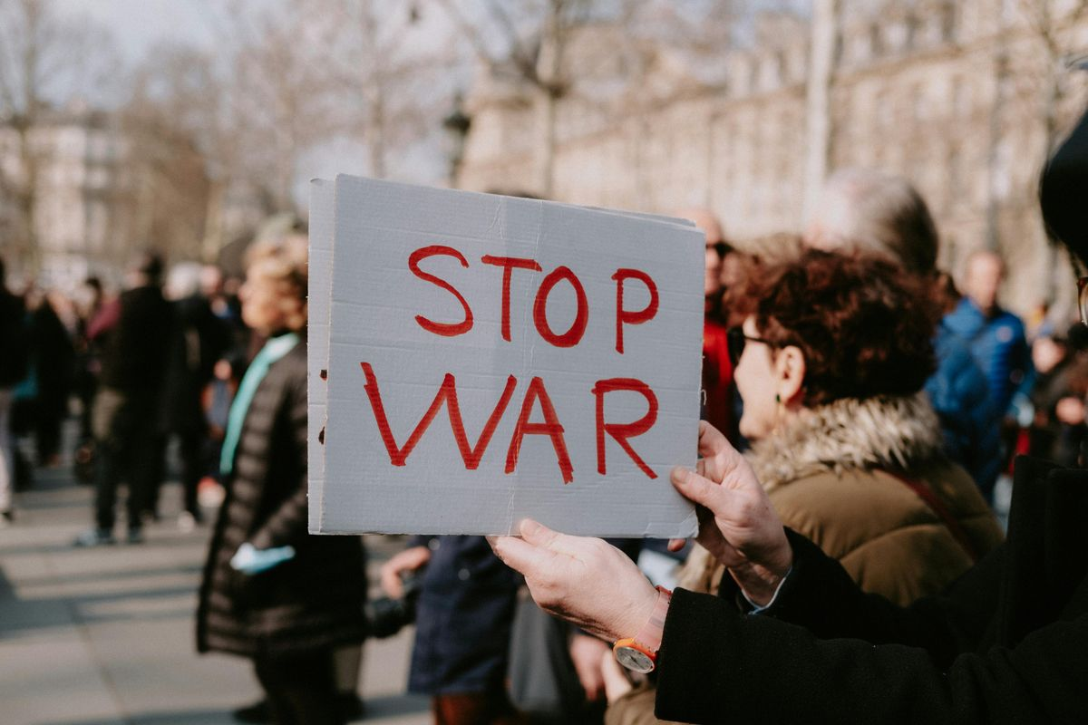 From War to Wealth: Turning Market Chaos into Crypto Profits war market
