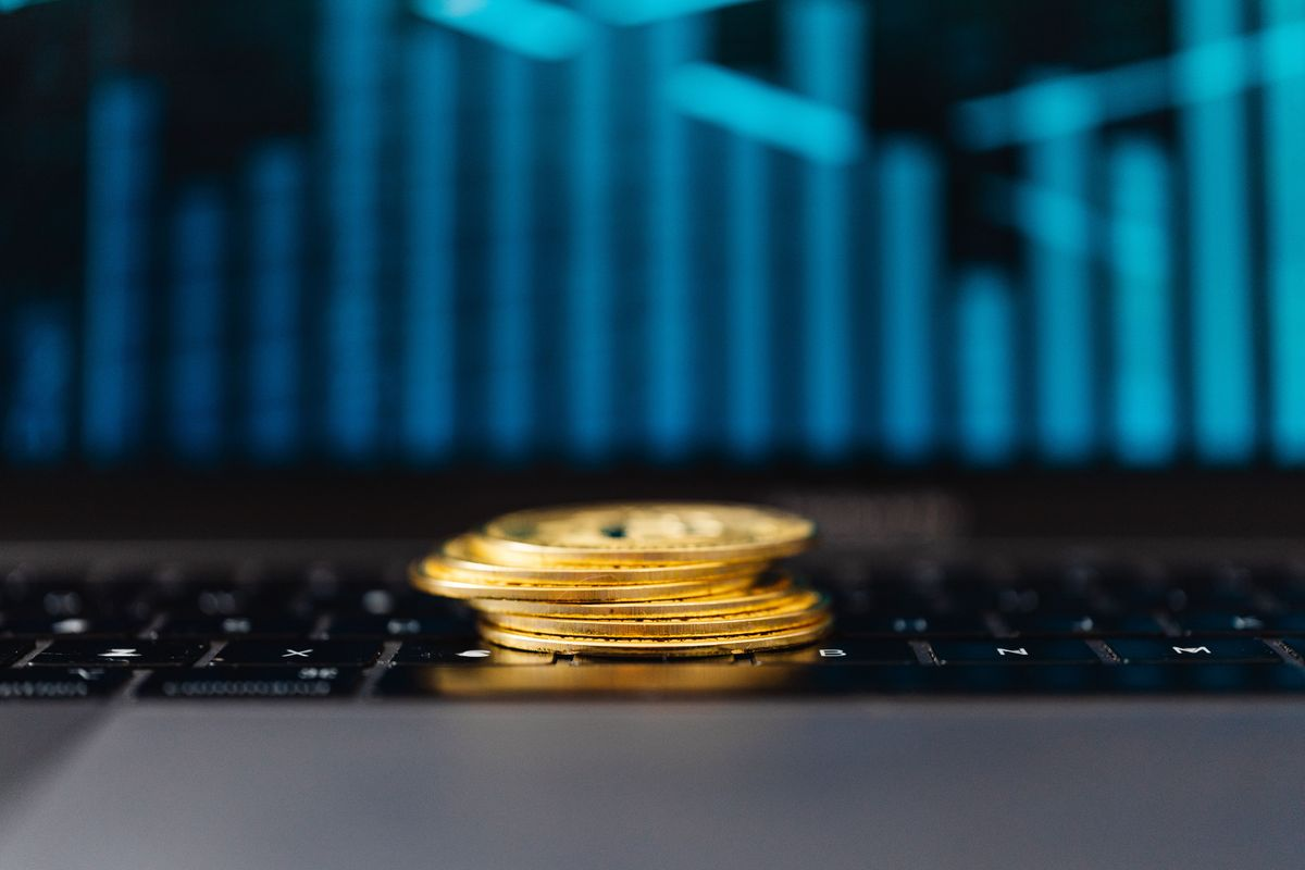 Gold Rips, Stocks Slip: The Discipline Edge in Today's Markets digital finance